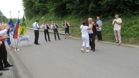 KNOBLEHARJEVO 2018 - OTVORITEV OBNOVE VODOVODA, CESTE IN IZGRADNJE JAVNE RAZSVETLJAVE V DOLENJI STARI VASI 11